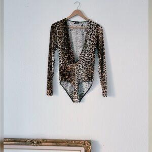 Out From Under Selina Super Plunge Leopard Bodysuit Sz M